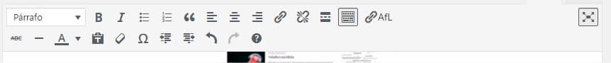 Botón más herramientas del editor de WordPress activado