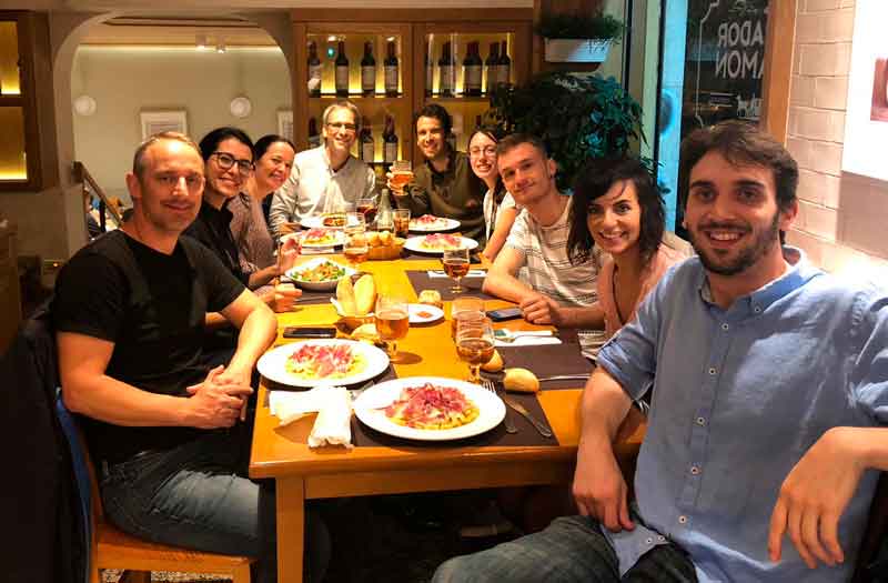 Cena del sábado después del EMO2018