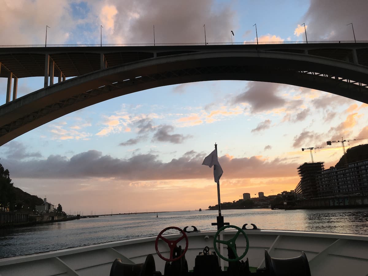 Atardecer en el Río Duero por Oporto