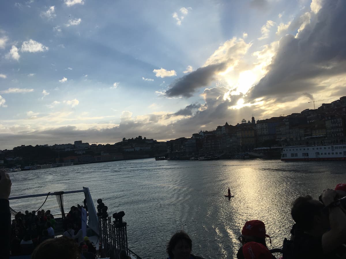 Atardecer en el Río Duero por Oporto